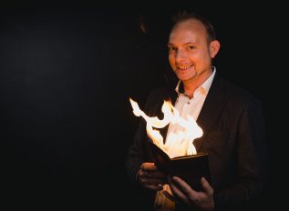 Daniel Schirner: Teambuilding als Zauberformel für Unternehmen