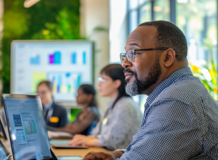 Reskilling und Upskilling: Die Zukunft der Mitarbeiterentwicklung