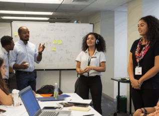 Arbeitgeberattraktivität: Maßnahmen gegen den Fachkräftemangel